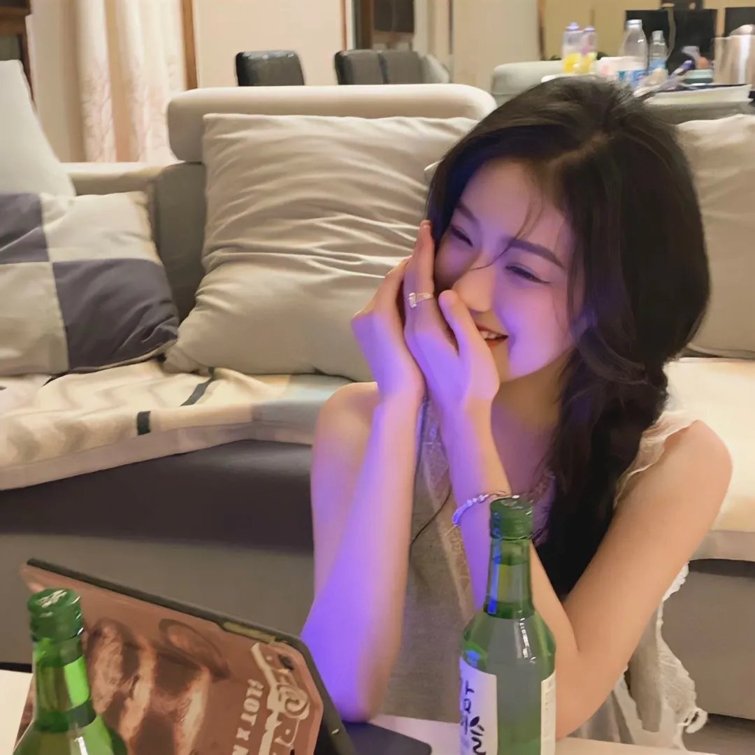 被侵犯的她